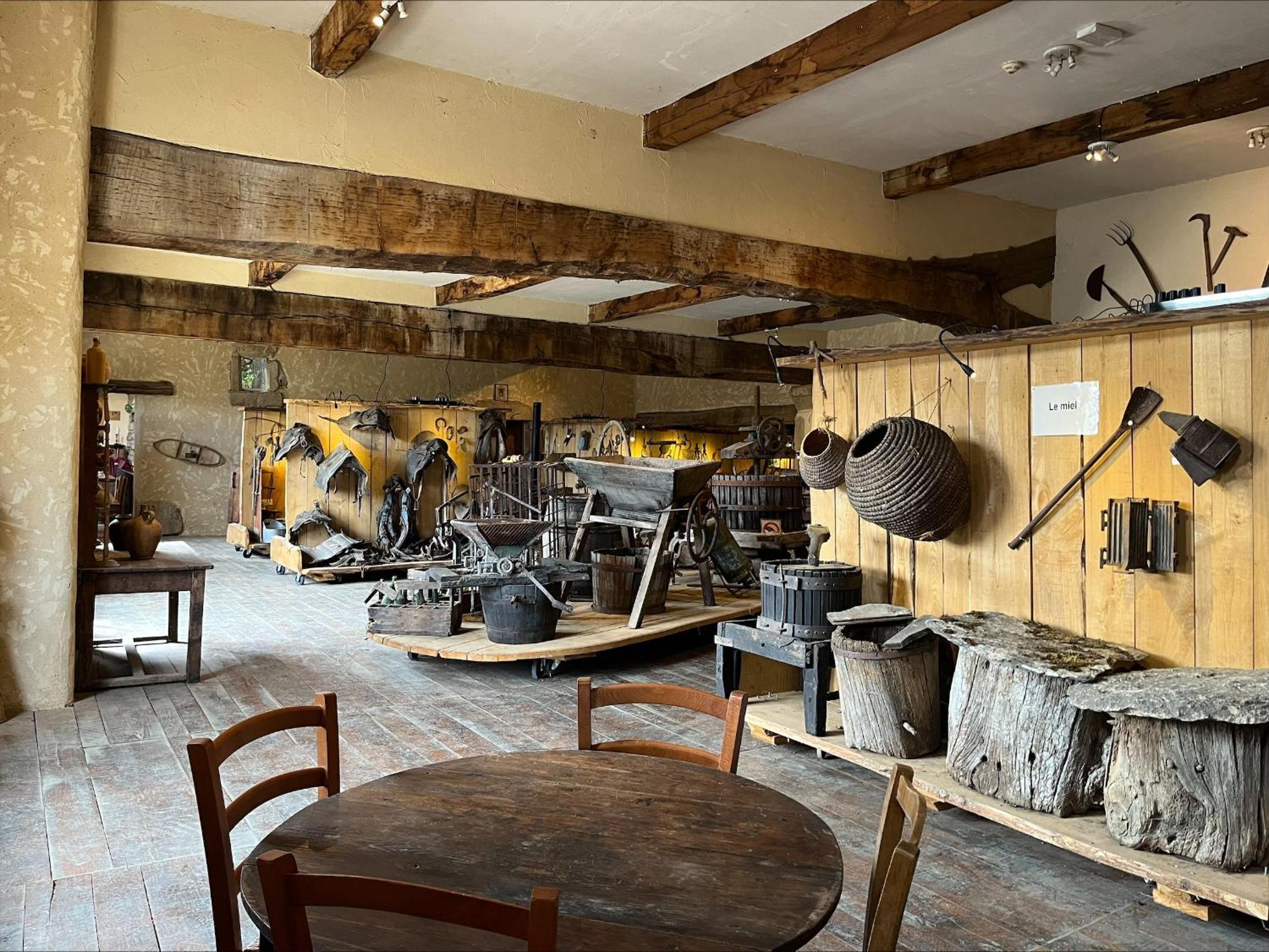 Отель La Ferme Des Cevennes Florac Экстерьер фото