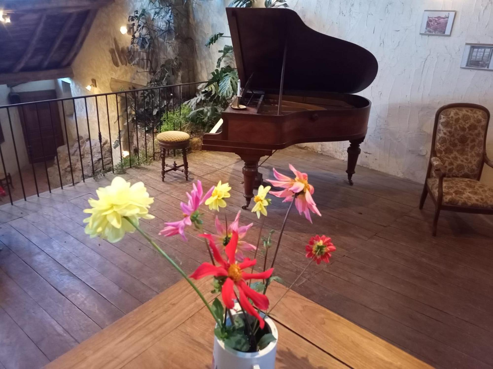 Отель La Ferme Des Cevennes Florac Экстерьер фото