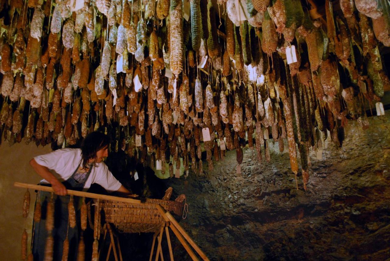 Отель La Ferme Des Cevennes Florac Экстерьер фото