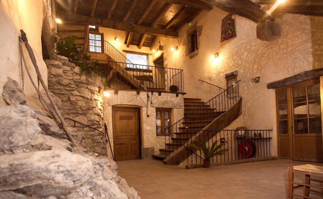 Отель La Ferme Des Cevennes Florac Экстерьер фото